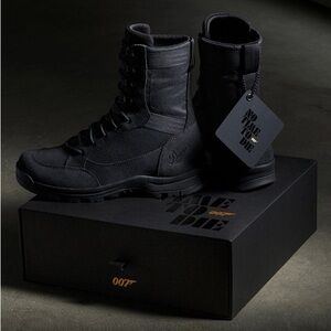 007 Commemorative Tanicus Boot - 9D - Danner Boots